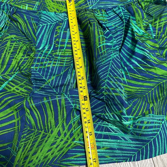 Womens Banana Republic Size 14 Skirt Waist Zipper Green Flower/Floral Design - Picture 6 of 7